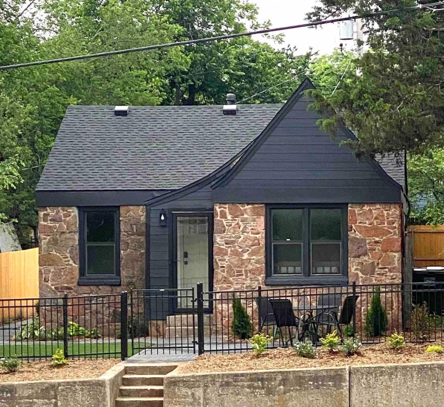 Campus Cottage Kng Bed! Walk To Uco And Downtown Edmond Bagian luar foto